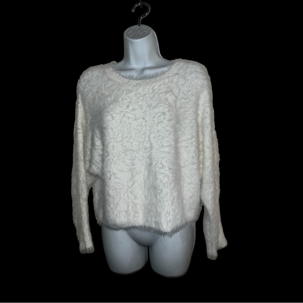 Jessica Simpson White Fuzzy Sweater